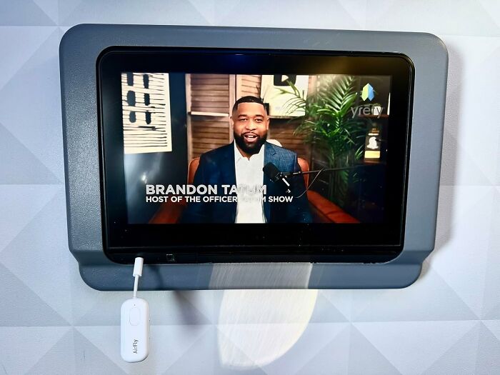 18 Black Friday Tech Deals That Will Make Your Inner Nerd Do A Happy Little Dance 18 Black Friday Tech Deals That Will Make Your Inner Nerd Do A Happy Little Dance