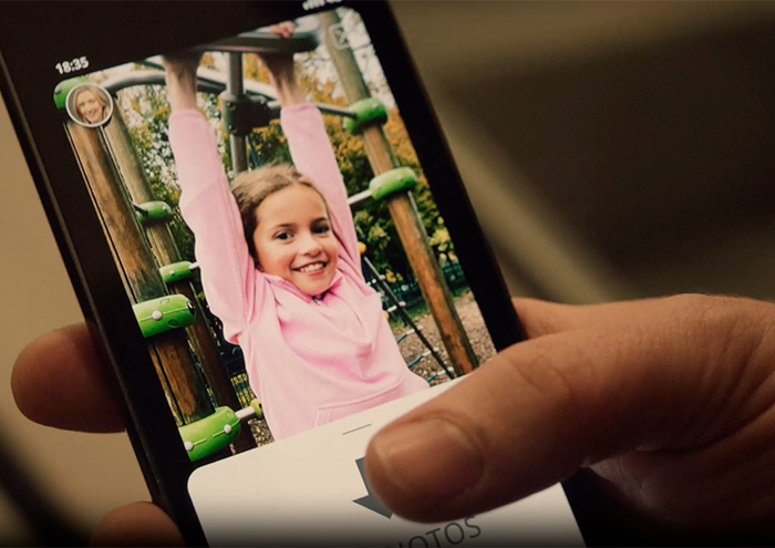 Ad Praised For Brilliantly Showcasing Why Parents Shouldn’t Post About Their Children Online Ad Praised For Brilliantly Showcasing Why Parents Shouldn’t Post About Their Children Online