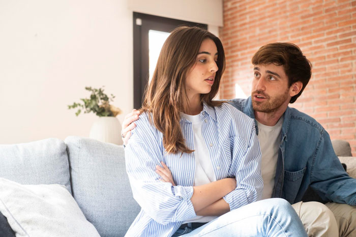 Jealous Wife Throws A Fit As Hubby’s Mom Has Pics Of His Ex In Her House, Demands She Remove Them Jealous Wife Throws A Fit As Hubby’s Mom Has Pics Of His Ex In Her House, Demands She Remove Them