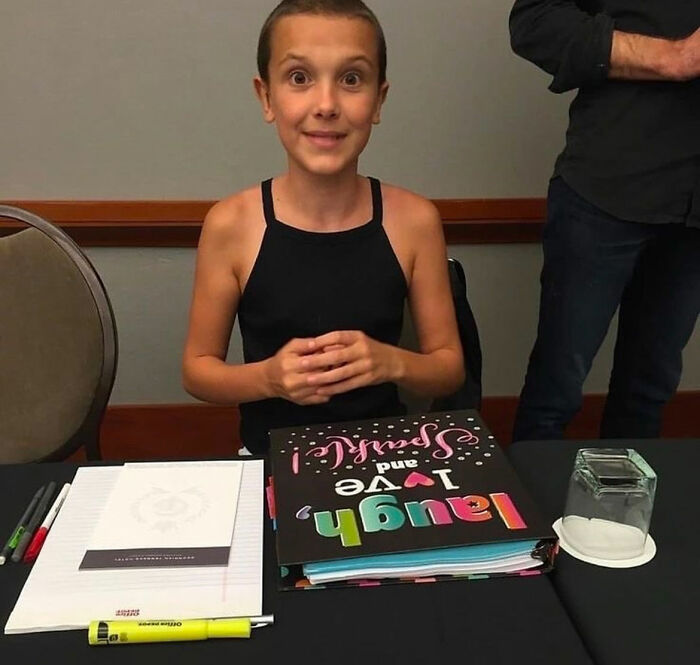 ‘Stranger Things’ Star Exposes And Denounces Bullying Suffered By Millie Bobby Brown ‘Stranger Things’ Star Exposes And Denounces Bullying Suffered By Millie Bobby Brown