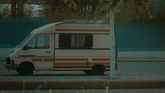 “I Received A Car As A Tip”: 39 Absurd But True Stories That Are So Wild It’s Hard To Believe Them “I Received A Car As A Tip”: 39 Absurd But True Stories That Are So Wild It’s Hard To Believe Them