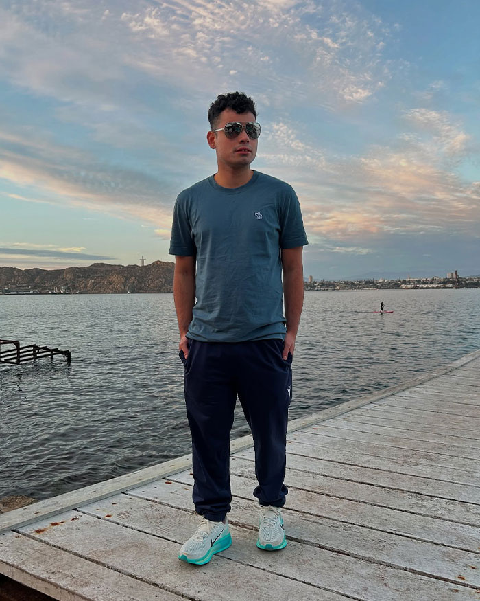 Why Brands Don’t Want To Work With This Viral Blind Perfume Influencer Why Brands Don’t Want To Work With This Viral Blind Perfume Influencer