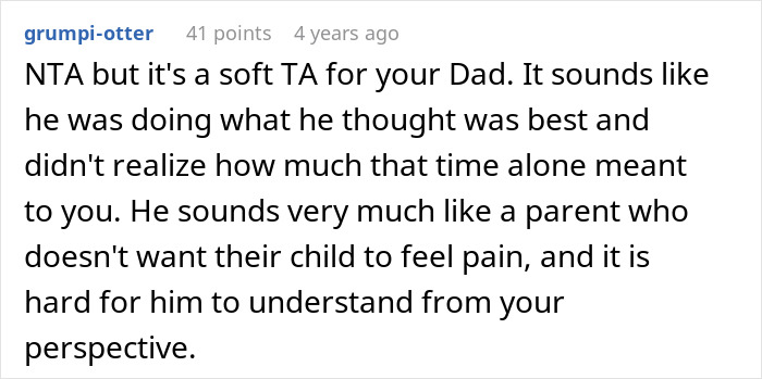 Selfish Dad Demands Apology From Daughter After Ruining Her Christmas Memory Selfish Dad Demands Apology From Daughter After Ruining Her Christmas Memory