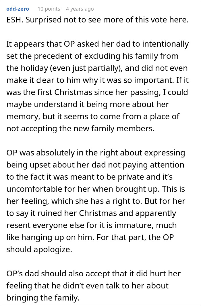 Selfish Dad Demands Apology From Daughter After Ruining Her Christmas Memory Selfish Dad Demands Apology From Daughter After Ruining Her Christmas Memory