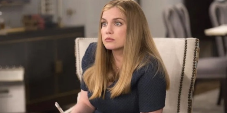 Anna Chlumsky in Veep