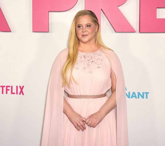 “A Total Facade”: Amy Schumer Under Fire For Yet Again Showing Off Dramatic Weight Loss “A Total Facade”: Amy Schumer Under Fire For Yet Again Showing Off Dramatic Weight Loss
