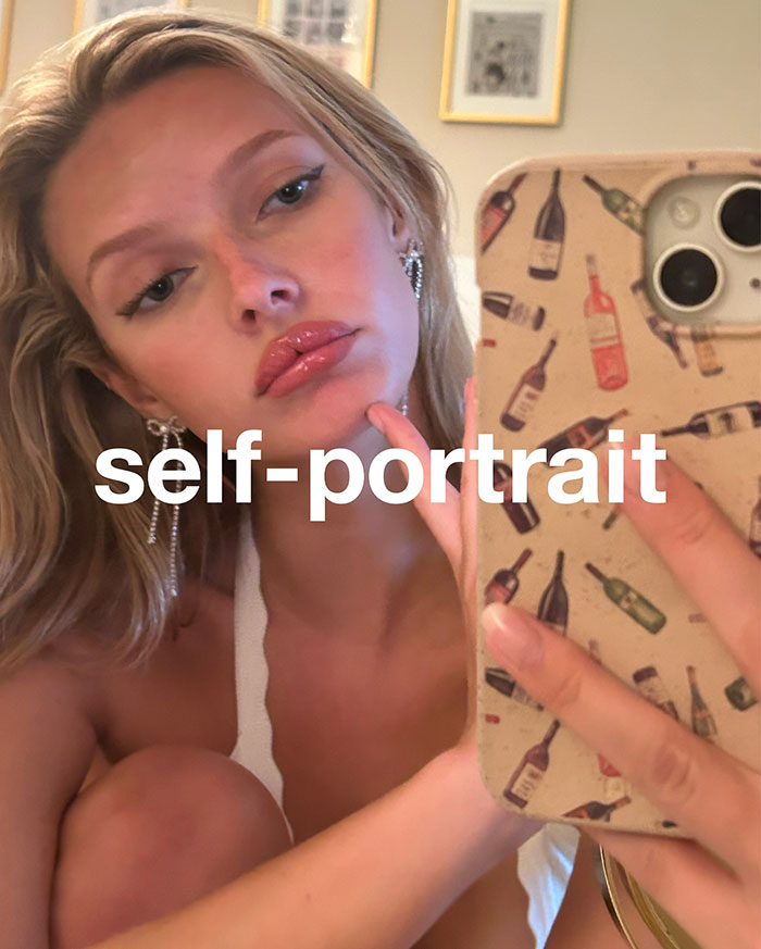 Apple Martin Blasted As “Insufferable Nepo-Baby” Over Video Announcing Self-Portrait Modeling Campaign Apple Martin Blasted As “Insufferable Nepo-Baby” Over Video Announcing Self-Portrait Modeling Campaign