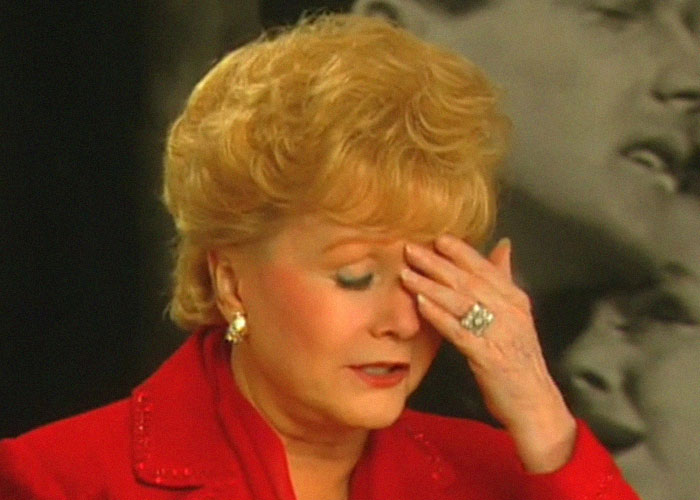 52 Dramatic Hollywood Backstabbing Moments That Fans Are Still Talking About 52 Dramatic Hollywood Backstabbing Moments That Fans Are Still Talking About