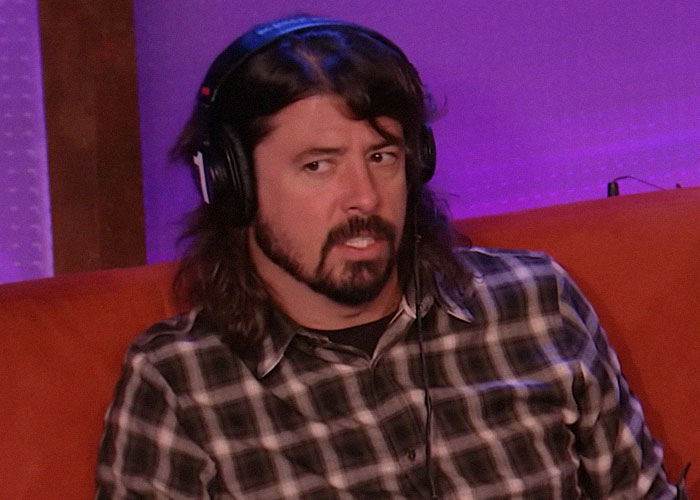 52 Dramatic Hollywood Backstabbing Moments That Fans Are Still Talking About 52 Dramatic Hollywood Backstabbing Moments That Fans Are Still Talking About