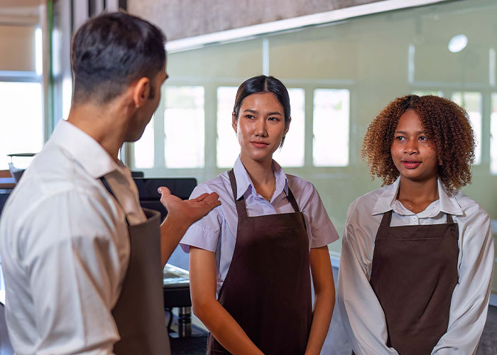 Manager Forces Coffee Shop Worker To Follow Her Rules, It Backfires Spectacularly The Next Day Manager Forces Coffee Shop Worker To Follow Her Rules, It Backfires Spectacularly The Next Day