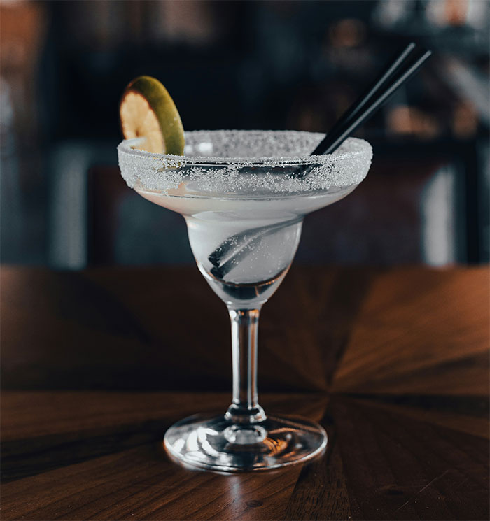 Server Convinced This Guy Didn’t Have A Family Emergency And Just Left His Date To Pay His Bill Server Convinced This Guy Didn’t Have A Family Emergency And Just Left His Date To Pay His Bill