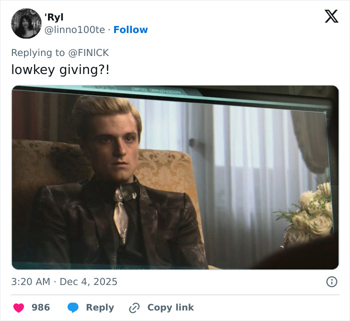 “He Does Not Want To Be There”: Ethan Hawke’s Pairing With Sydney Sweeney Sparks Online Firestorm “He Does Not Want To Be There”: Ethan Hawke’s Pairing With Sydney Sweeney Sparks Online Firestorm