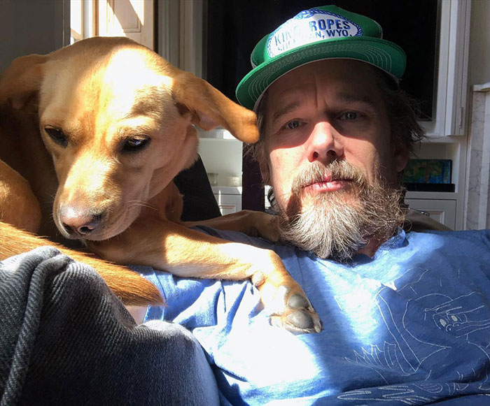 “He Does Not Want To Be There”: Ethan Hawke’s Pairing With Sydney Sweeney Sparks Online Firestorm “He Does Not Want To Be There”: Ethan Hawke’s Pairing With Sydney Sweeney Sparks Online Firestorm