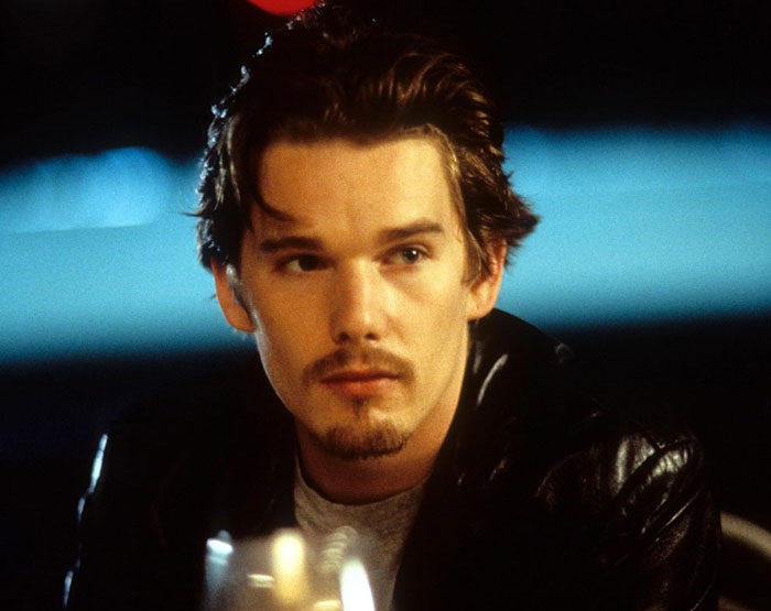 “He Does Not Want To Be There”: Ethan Hawke’s Pairing With Sydney Sweeney Sparks Online Firestorm “He Does Not Want To Be There”: Ethan Hawke’s Pairing With Sydney Sweeney Sparks Online Firestorm