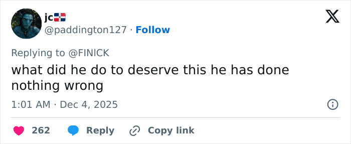 “He Does Not Want To Be There”: Ethan Hawke’s Pairing With Sydney Sweeney Sparks Online Firestorm “He Does Not Want To Be There”: Ethan Hawke’s Pairing With Sydney Sweeney Sparks Online Firestorm