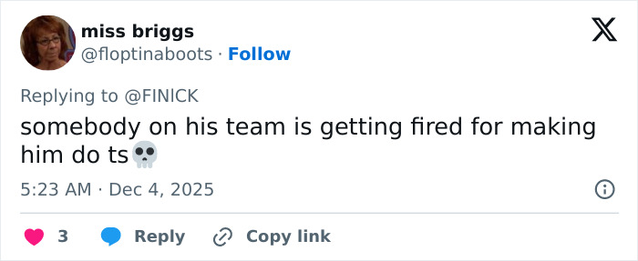 “He Does Not Want To Be There”: Ethan Hawke’s Pairing With Sydney Sweeney Sparks Online Firestorm “He Does Not Want To Be There”: Ethan Hawke’s Pairing With Sydney Sweeney Sparks Online Firestorm