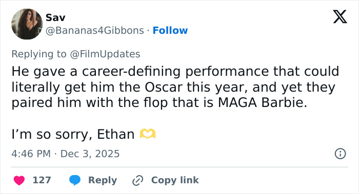 “He Does Not Want To Be There”: Ethan Hawke’s Pairing With Sydney Sweeney Sparks Online Firestorm “He Does Not Want To Be There”: Ethan Hawke’s Pairing With Sydney Sweeney Sparks Online Firestorm