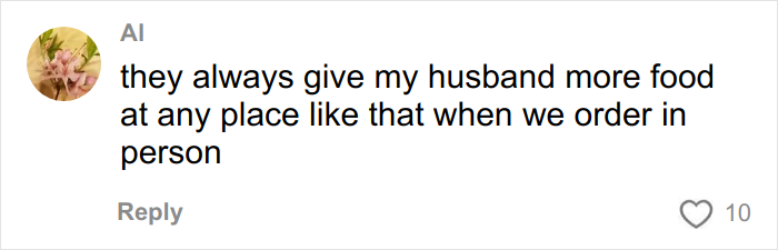 Woman Believes That Chipotle Puts More Food In Orders That Are Under Male Names, Tests It Woman Believes That Chipotle Puts More Food In Orders That Are Under Male Names, Tests It
