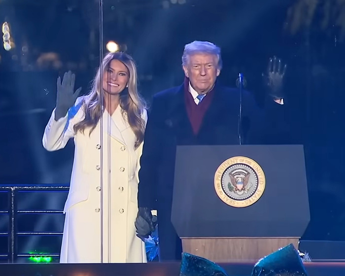 “Maybe She Knows Something We Don’t”: Melania’s Behavior At Tree Lighting Sparks Conspiracy Theories “Maybe She Knows Something We Don’t”: Melania’s Behavior At Tree Lighting Sparks Conspiracy Theories