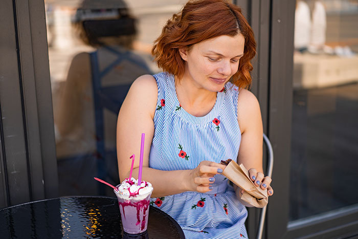 Men Didn’t Want To Have Anything In Common With Women Who Did These 55 Unhinged Things Men Didn’t Want To Have Anything In Common With Women Who Did These 55 Unhinged Things