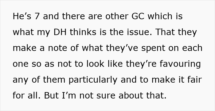 Grandparents Combine Birthday And Christmas Gift, The Mom Feels Scammed Grandparents Combine Birthday And Christmas Gift, The Mom Feels Scammed