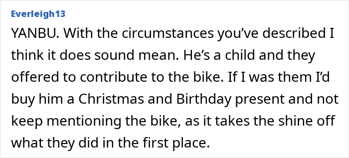 Grandparents Combine Birthday And Christmas Gift, The Mom Feels Scammed Grandparents Combine Birthday And Christmas Gift, The Mom Feels Scammed