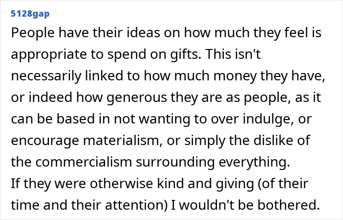 Grandparents Combine Birthday And Christmas Gift, The Mom Feels Scammed Grandparents Combine Birthday And Christmas Gift, The Mom Feels Scammed