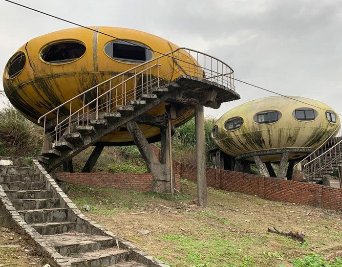 “Bread-Shaped Bread Factory”: 52 Of The Weirdest Buildings From Around The World “Bread-Shaped Bread Factory”: 52 Of The Weirdest Buildings From Around The World