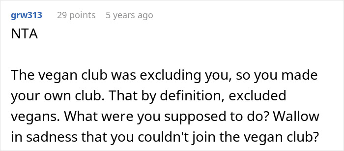 Employee Pushes Back Against Vegan-Only Club And Starts Beef In The Most Literal Way Employee Pushes Back Against Vegan-Only Club And Starts Beef In The Most Literal Way