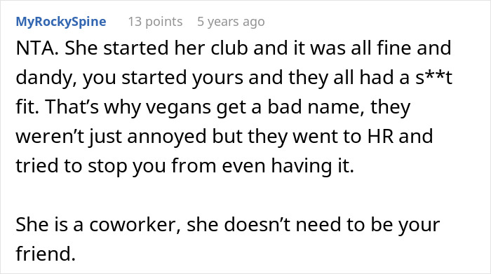 Employee Pushes Back Against Vegan-Only Club And Starts Beef In The Most Literal Way Employee Pushes Back Against Vegan-Only Club And Starts Beef In The Most Literal Way
