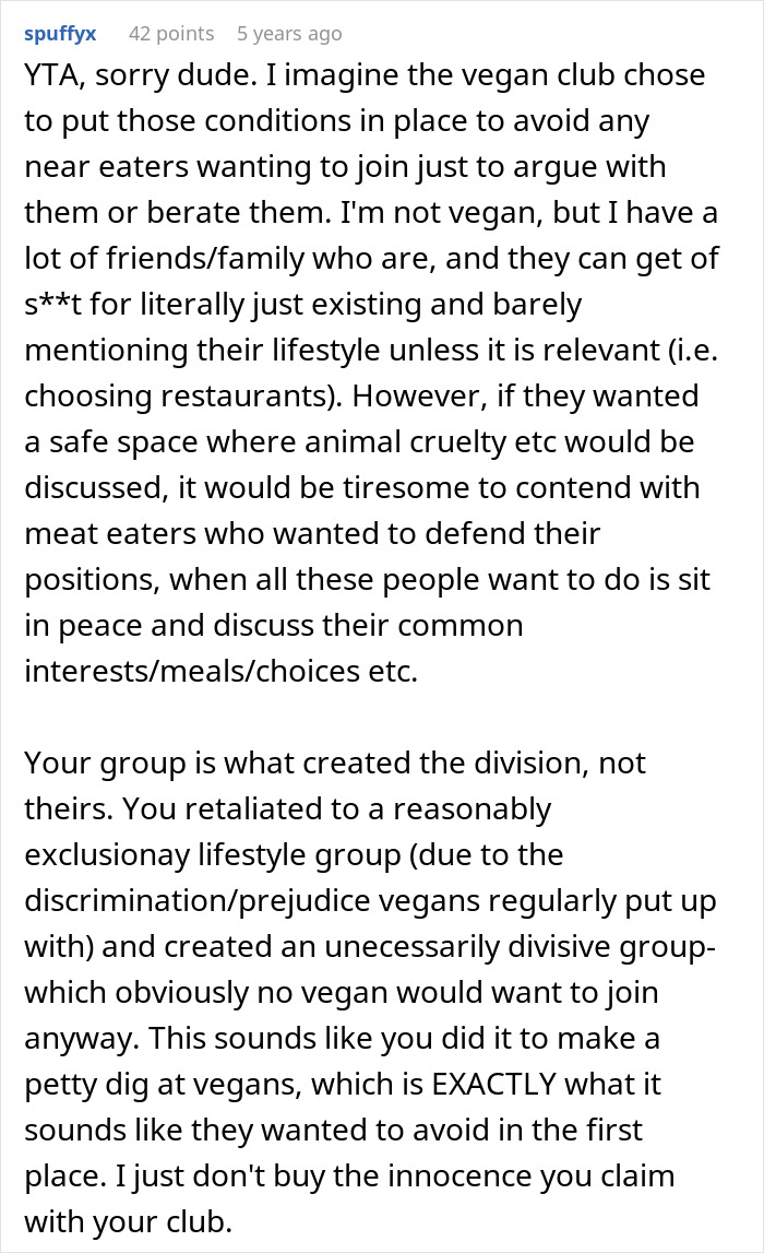 Employee Pushes Back Against Vegan-Only Club And Starts Beef In The Most Literal Way Employee Pushes Back Against Vegan-Only Club And Starts Beef In The Most Literal Way