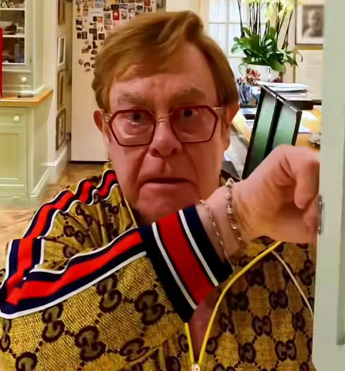 Elton John Claps Back At Fans After They Troll Him Over Random Detail In His Kitchen Elton John Claps Back At Fans After They Troll Him Over Random Detail In His Kitchen