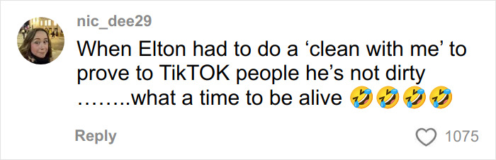Elton John Claps Back At Fans After They Troll Him Over Random Detail In His Kitchen Elton John Claps Back At Fans After They Troll Him Over Random Detail In His Kitchen