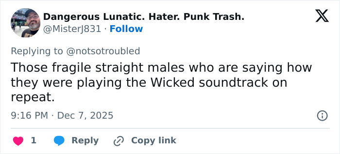 “You Can’t Be Talking Like That”: David Corenswet Sparks Outrage After “Spewing 1950s Perspective Of Masculinity” At Jonathan Bailey “You Can’t Be Talking Like That”: David Corenswet Sparks Outrage After “Spewing 1950s Perspective Of Masculinity” At Jonathan Bailey