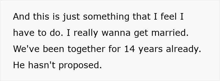 People Are Freaking Out After Seeing This Woman’s Proposal To Her BF Of 14 Years People Are Freaking Out After Seeing This Woman’s Proposal To Her BF Of 14 Years