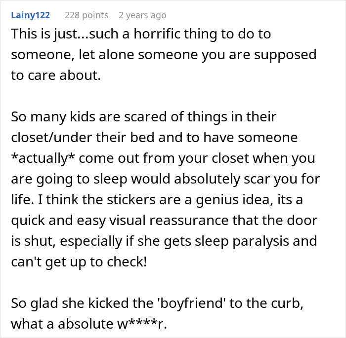 Guy Vents Online That His GF Wants Him To Close Her Closet Door, She Publicly Claps Back And Dumps Him Guy Vents Online That His GF Wants Him To Close Her Closet Door, She Publicly Claps Back And Dumps Him