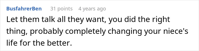 Aunt Gets 18YO Niece Tummy Tuck Despite Parents’ Hate For Plastic Surgery, Gets Blacklisted By Fam Aunt Gets 18YO Niece Tummy Tuck Despite Parents’ Hate For Plastic Surgery, Gets Blacklisted By Fam