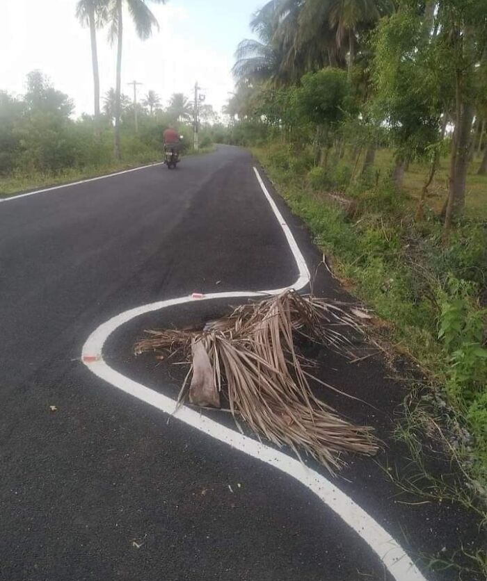 109 Times People Did Their Jobs So Poorly That It Was Almost Impressive (New Pics) 109 Times People Did Their Jobs So Poorly That It Was Almost Impressive (New Pics)