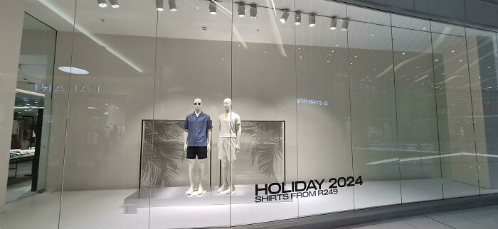 109 Times People Did Their Jobs So Poorly That It Was Almost Impressive (New Pics) 109 Times People Did Their Jobs So Poorly That It Was Almost Impressive (New Pics)