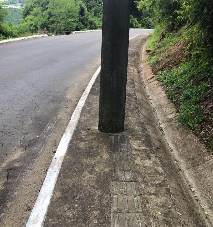 109 Times People Did Their Jobs So Poorly That It Was Almost Impressive (New Pics) 109 Times People Did Their Jobs So Poorly That It Was Almost Impressive (New Pics)