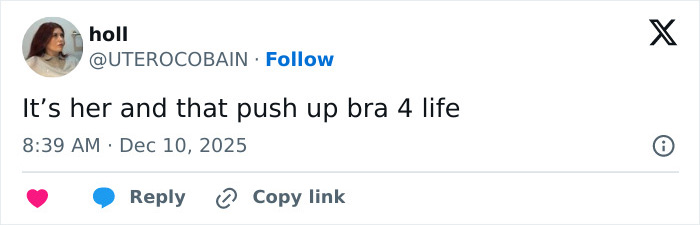 “Can’t Stop Thinking About This”: Sydney Sweeney Fans Spot Odd Detail In Sports Illustrated Cover “Can’t Stop Thinking About This”: Sydney Sweeney Fans Spot Odd Detail In Sports Illustrated Cover