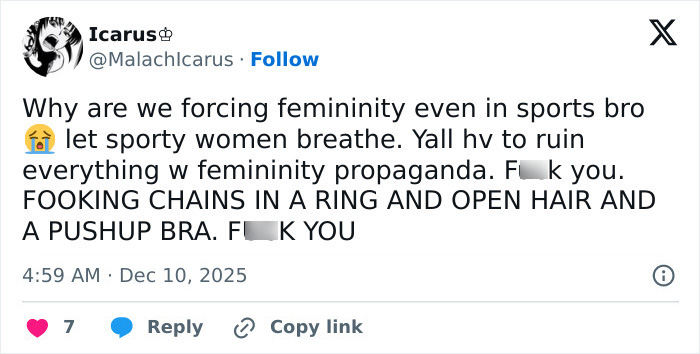 “Can’t Stop Thinking About This”: Sydney Sweeney Fans Spot Odd Detail In Sports Illustrated Cover “Can’t Stop Thinking About This”: Sydney Sweeney Fans Spot Odd Detail In Sports Illustrated Cover