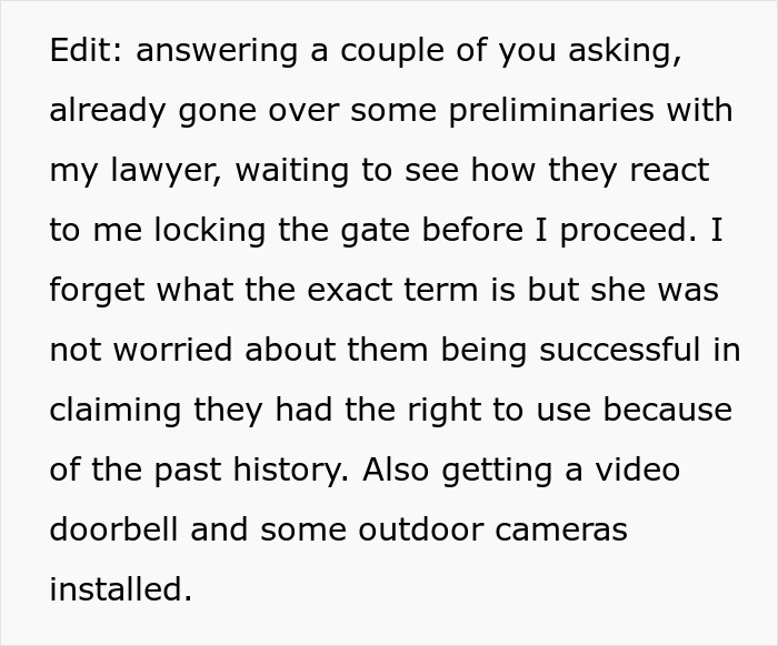Karen Tries To Get Neighbor Fined Over A Fence, Her Plan Backfires As Her Yard Gets Checked Instead Karen Tries To Get Neighbor Fined Over A Fence, Her Plan Backfires As Her Yard Gets Checked Instead