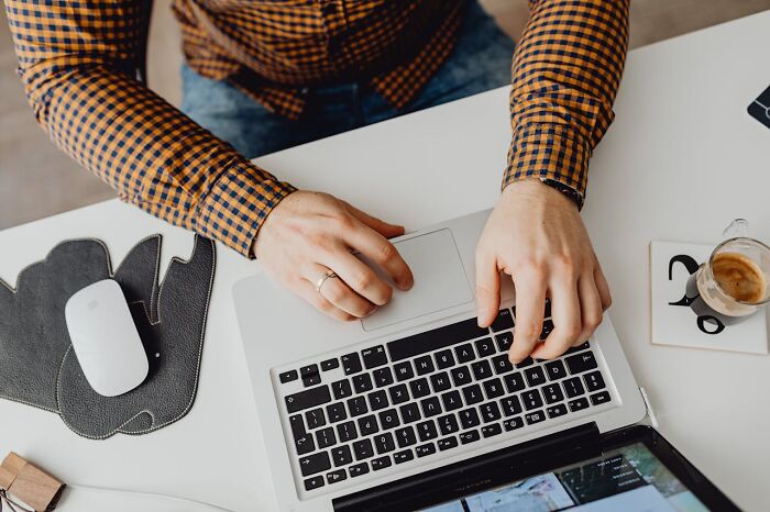 41 Small Design Mistakes That Have No Right Being This Annoying 41 Small Design Mistakes That Have No Right Being This Annoying