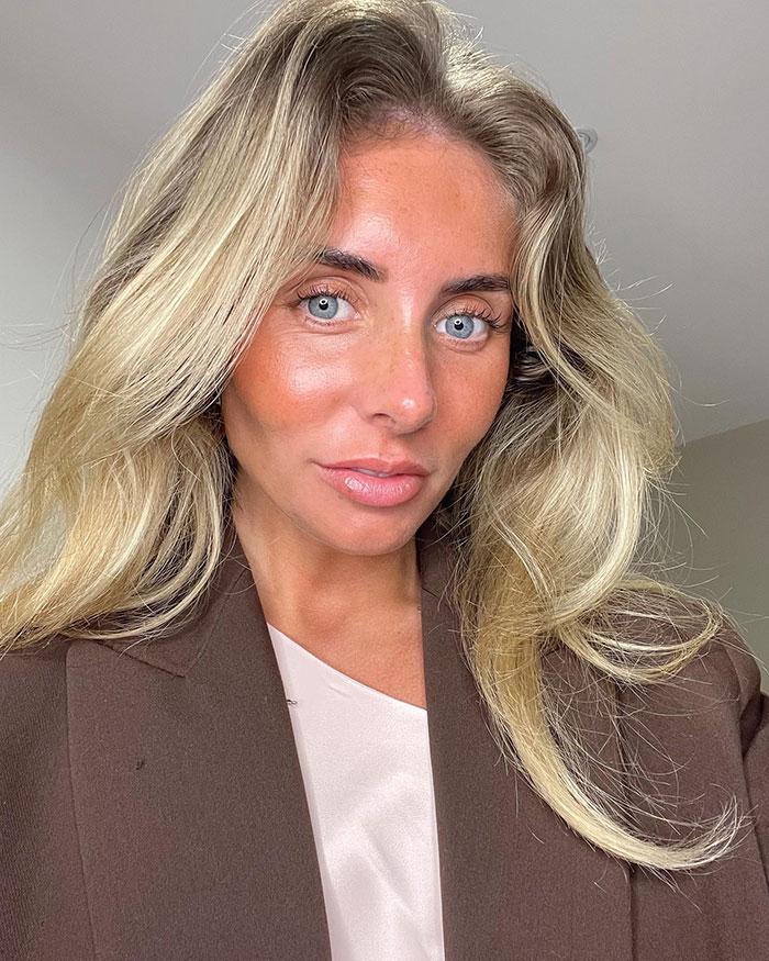 “Give That Man A Medal Of Merit”: Person Who Snitched On Bonnie Blue Praised After Speaking Out “Give That Man A Medal Of Merit”: Person Who Snitched On Bonnie Blue Praised After Speaking Out