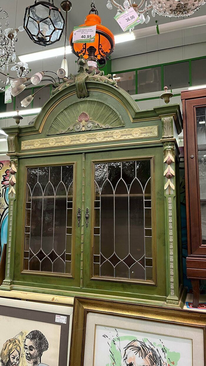 57 Times Secondhand Stores Delivered Cool, Unexpected Surprises 57 Times Secondhand Stores Delivered Cool, Unexpected Surprises