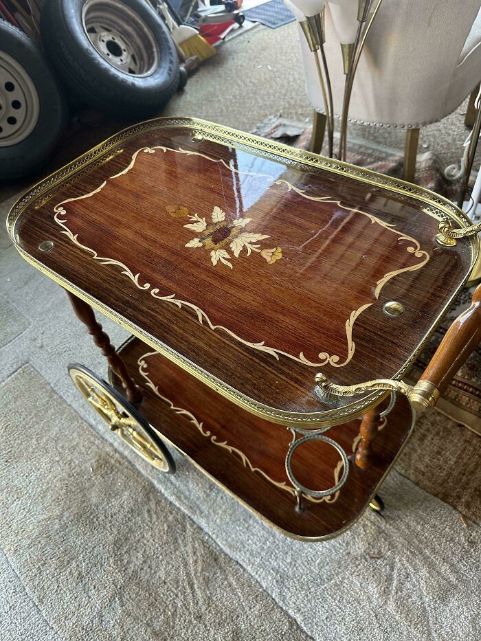 57 Times Secondhand Stores Delivered Cool, Unexpected Surprises 57 Times Secondhand Stores Delivered Cool, Unexpected Surprises