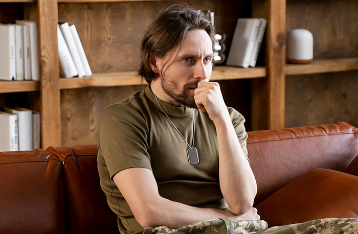 “Chinchilla Ate Her Wallet”: 78 Strange Excuses For Missing Work That You Just Can’t Make Up “Chinchilla Ate Her Wallet”: 78 Strange Excuses For Missing Work That You Just Can’t Make Up