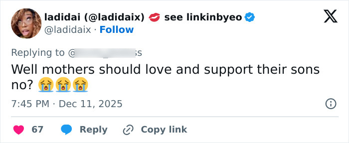 “Are You Dating Your Own Son?”: Mother-Son Photoshoot Goes Viral, Sparks Heated Parenting Debate “Are You Dating Your Own Son?”: Mother-Son Photoshoot Goes Viral, Sparks Heated Parenting Debate