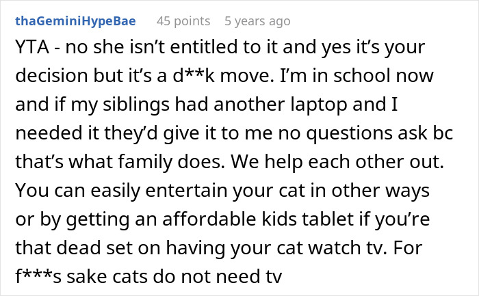 Guy Splits The Internet After Giving His Old Laptop To His Cat Instead Of His Sister Guy Splits The Internet After Giving His Old Laptop To His Cat Instead Of His Sister